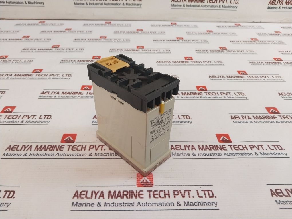 Omron Sao-q1N Current Sensor With Base 100/110/120Vac 50/60Hz