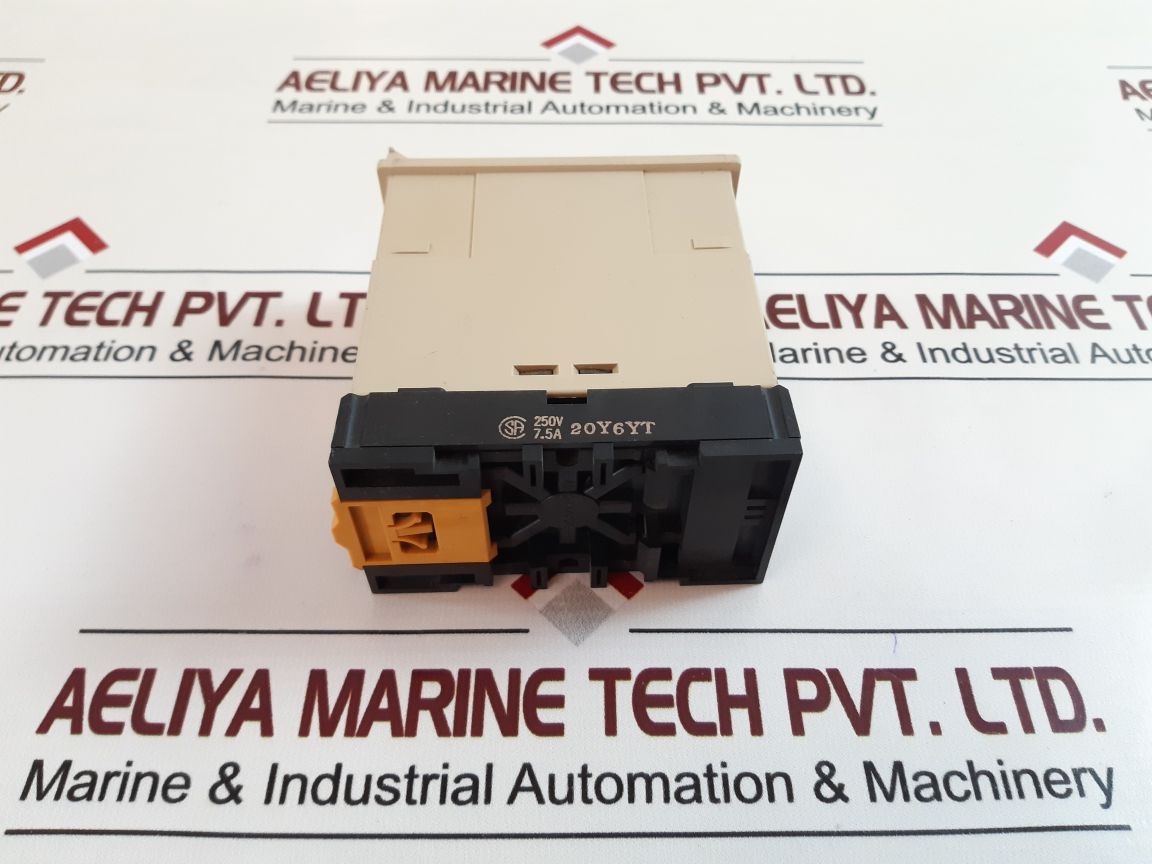 Omron Sao-q2N Current Sensor
