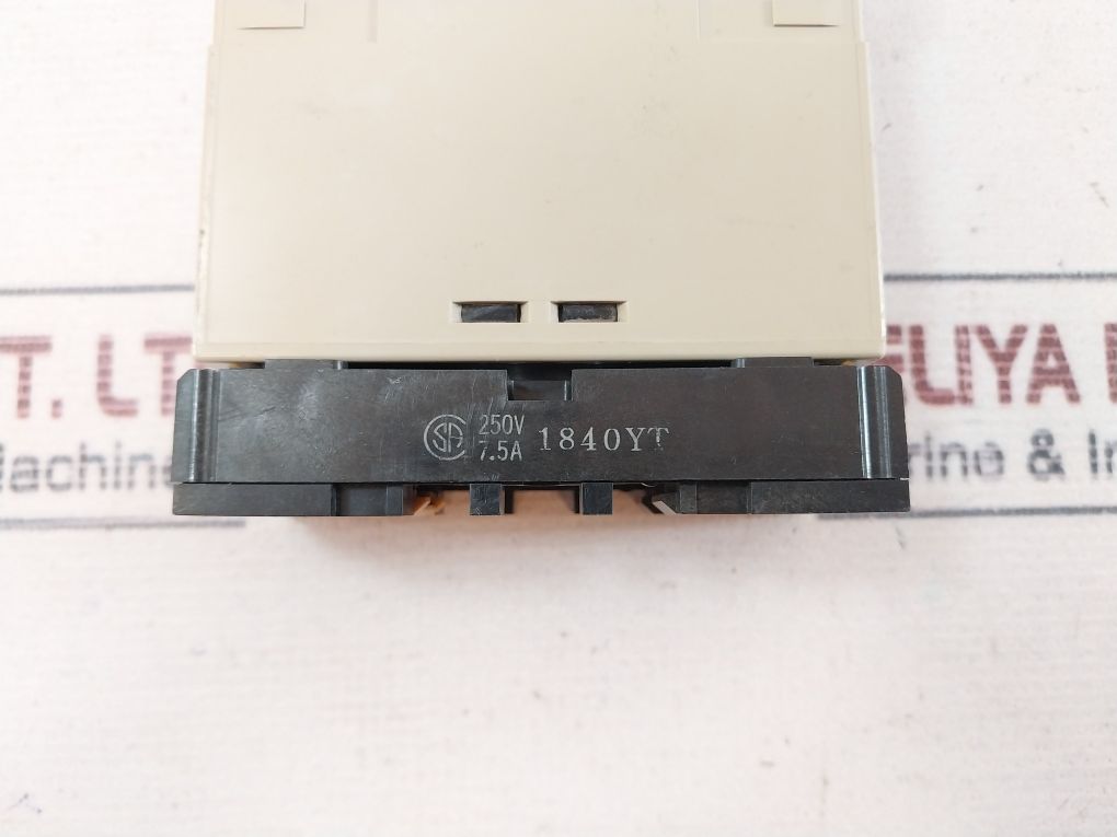 Omron Sao-r1N Current Sensor 250V