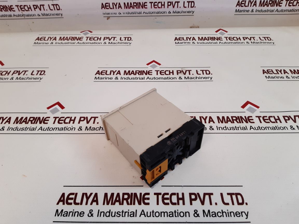 Omron Sao-s 2 N Current Sensor 4 To 10 X 0.5 A With Base