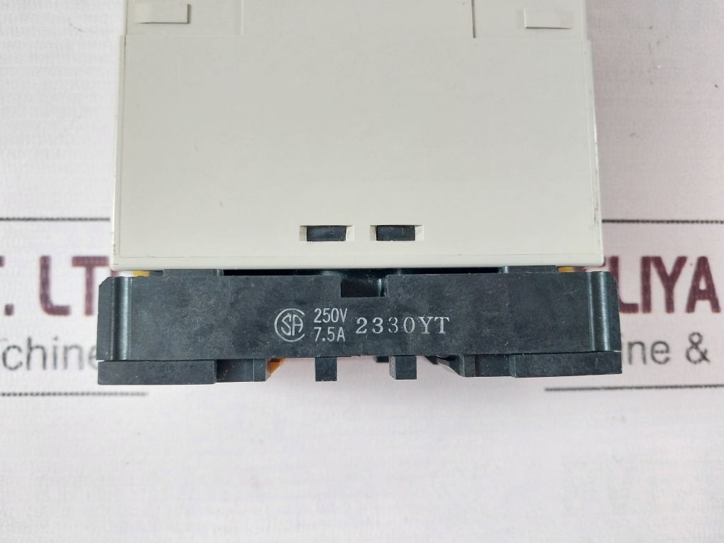 Omron Sao-s 2N Current Sensor 200/220/240Vac