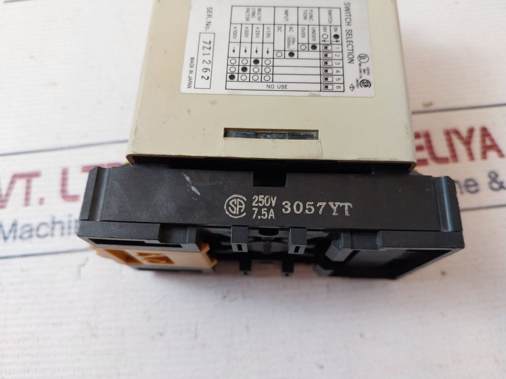 Omron Sdv-fh2 Voltage Sensor 2A