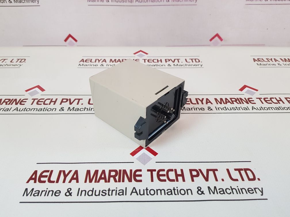 Omron Sdv-fh6 Voltage Sensor