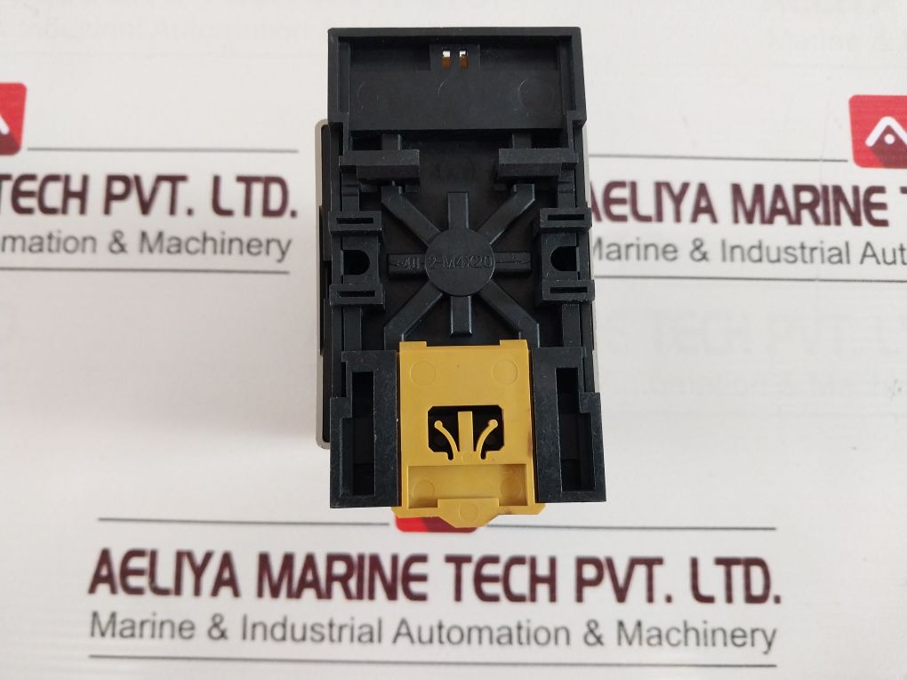 Omron Sdv-fh6 Voltage Sensor With Base 100/110Vac