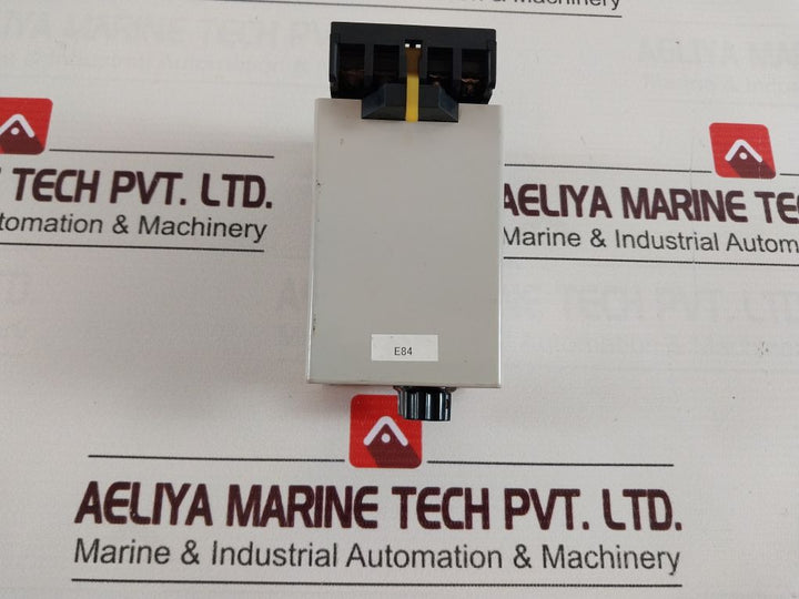 Omron Sdv-fh6 Voltage Sensor With Base 100/110Vac