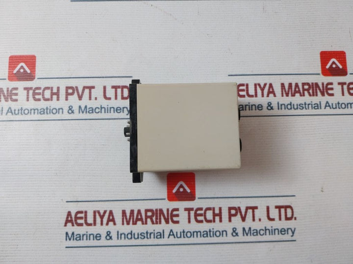 Omron Sdv-fh6 Voltage Sensor