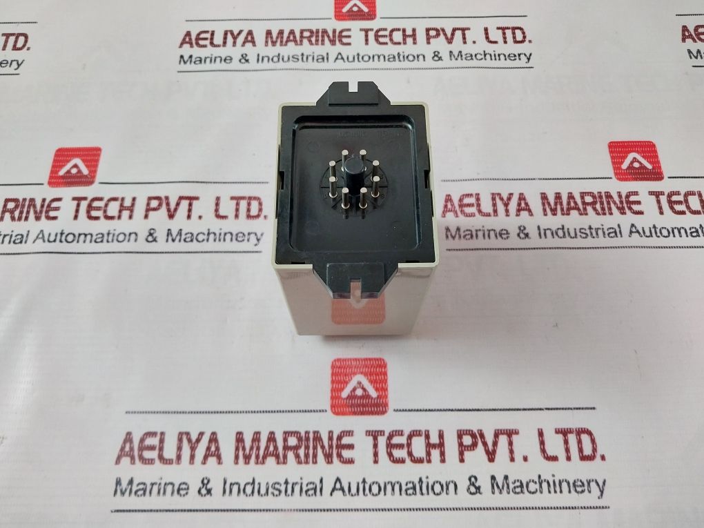 Omron Sdv-fh6 Voltage Sensor