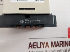 Omron Sdv-fl4 Voltage Sensor With Base 100/110 Vdc 2A 24Vdc