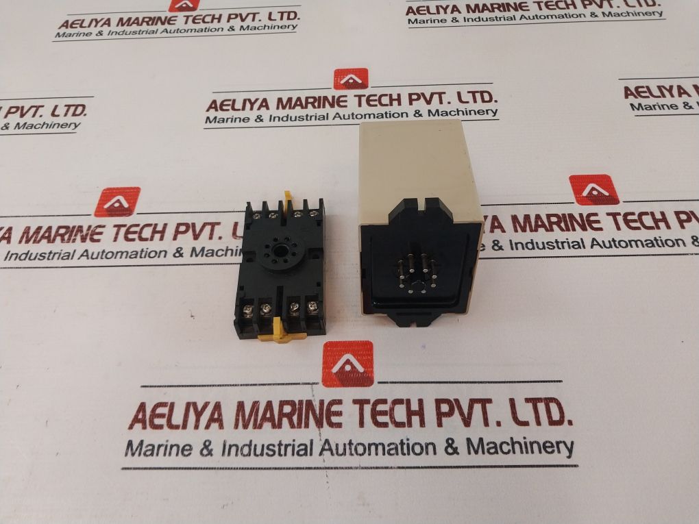 Omron Sdv-fl2 Voltage Sensor 24 Vdc