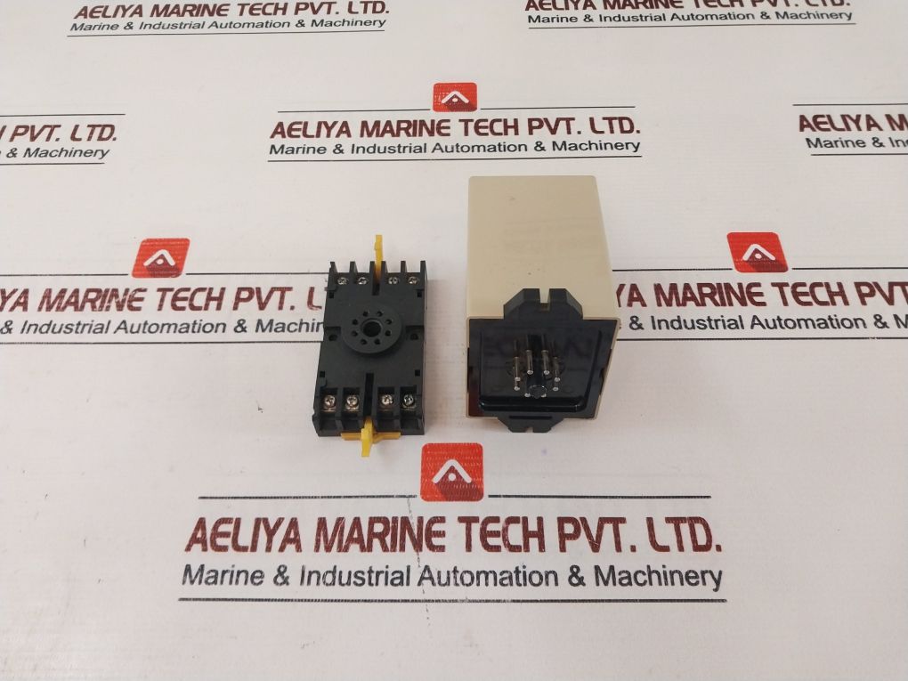 Omron Sdv-fl2 Voltage Sensor 2A 220V Ac