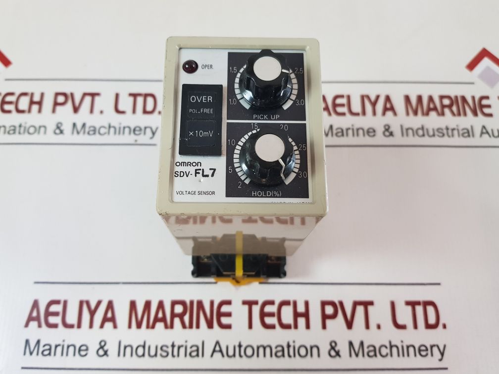 Omron Sdv-fl7 Voltage Sensor With Base
