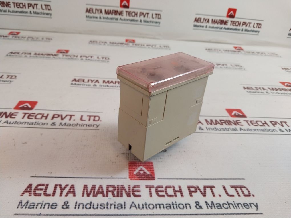 Omron Se-kp1N Motor Relay 50/60Hz