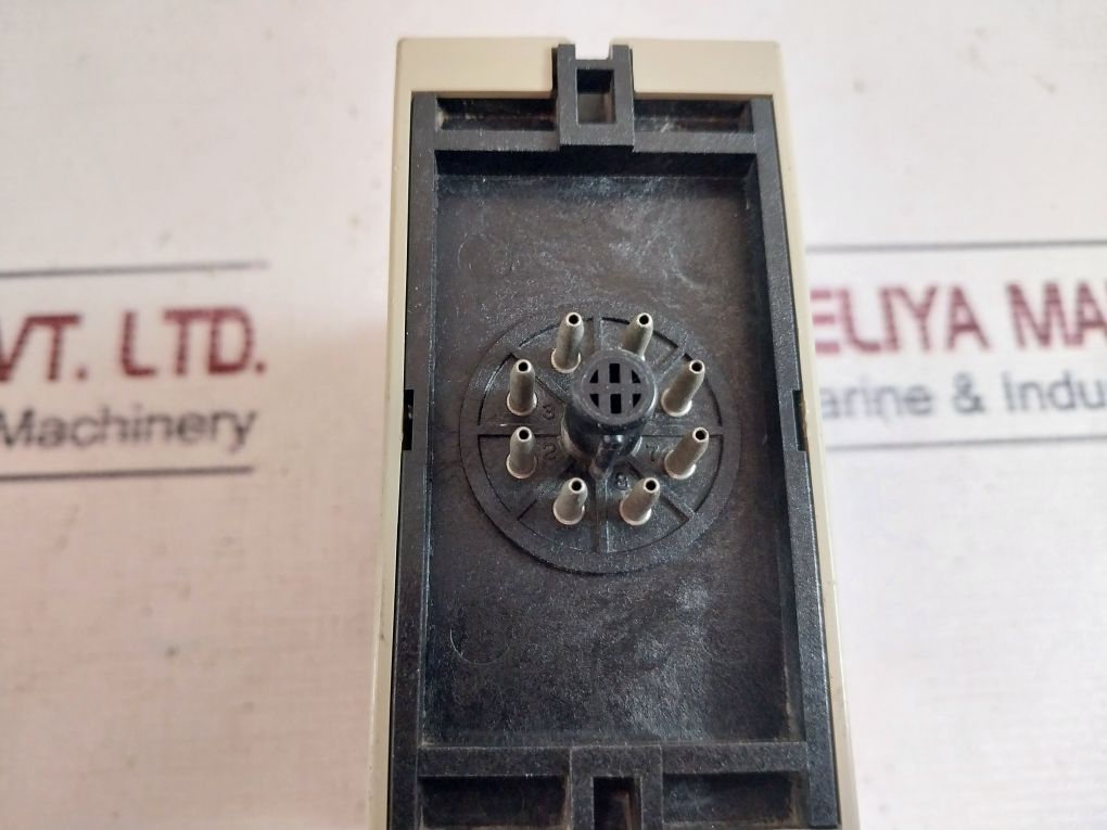 Omron Se-kp1N Motor Relay 50/60Hz