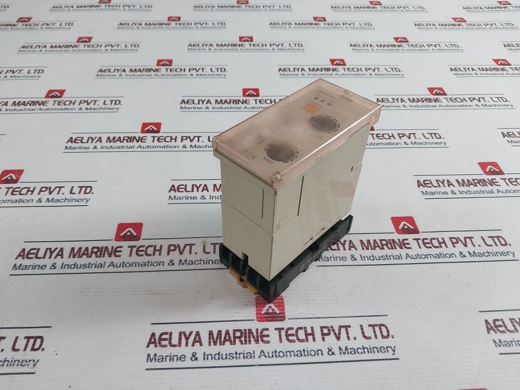 Omron Se-kp1N Motor Relay 100/110/120 Vac 0-10 Sec