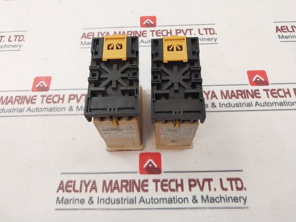 Omron Se-kp1N Motor Relay 250V 7.5A