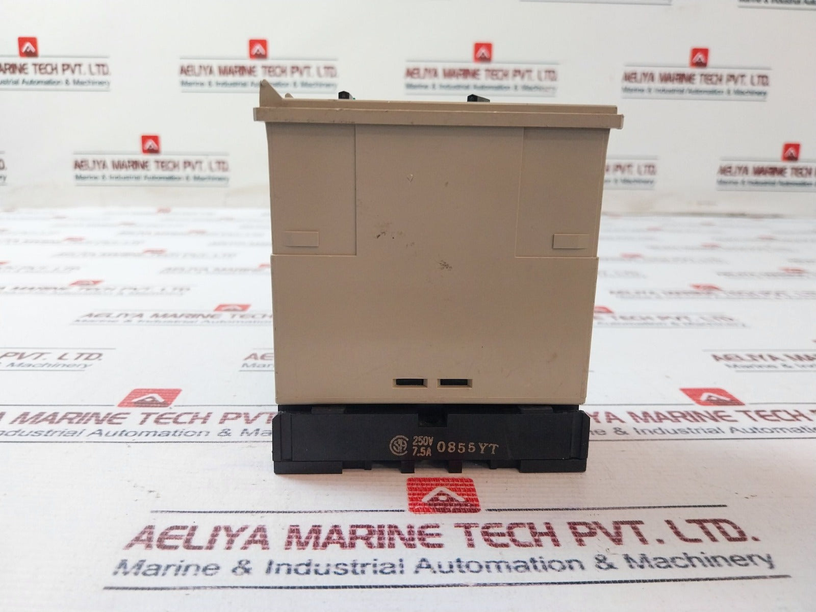 Omron Se-kp1N Motor Relay With Base 4-10A 1-10 Sec 7.5A