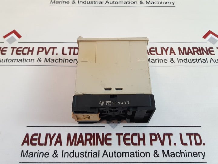 Omron Se-kp2N Motor Protection Relay With Base
