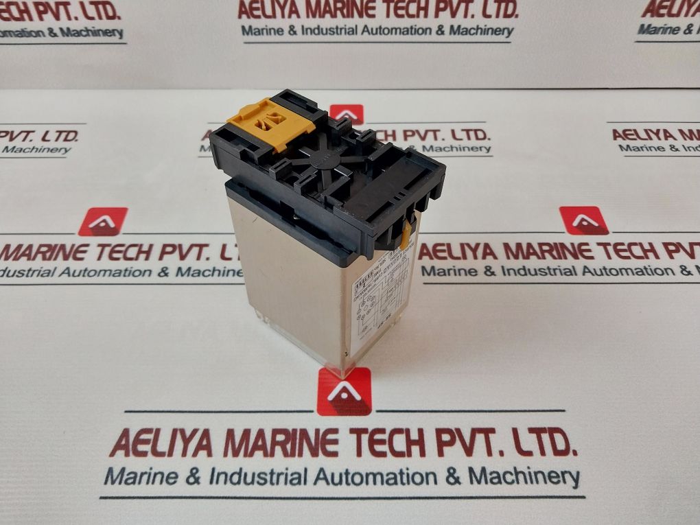 Omron Se-sp1 Motor Relay 120Vac 50/60Hz