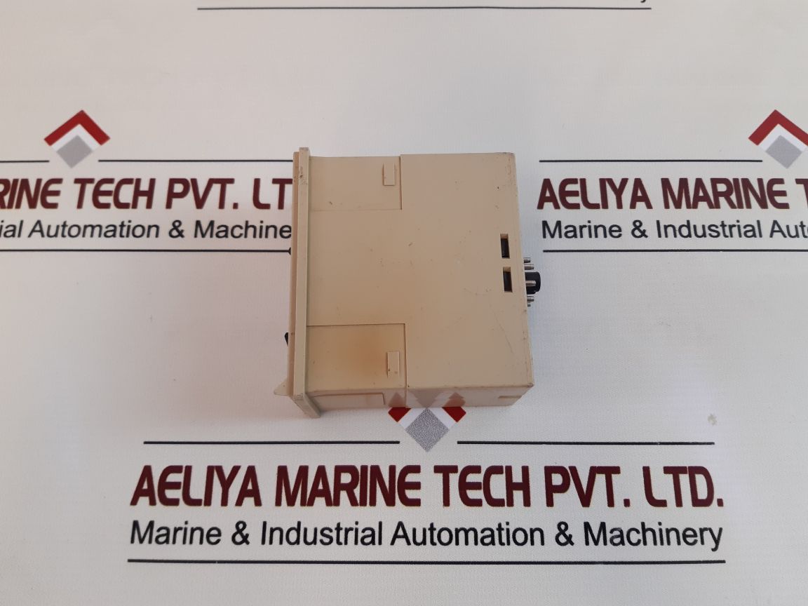 Omron Se-sp1N Motor Relay 4 To 10 X 16A