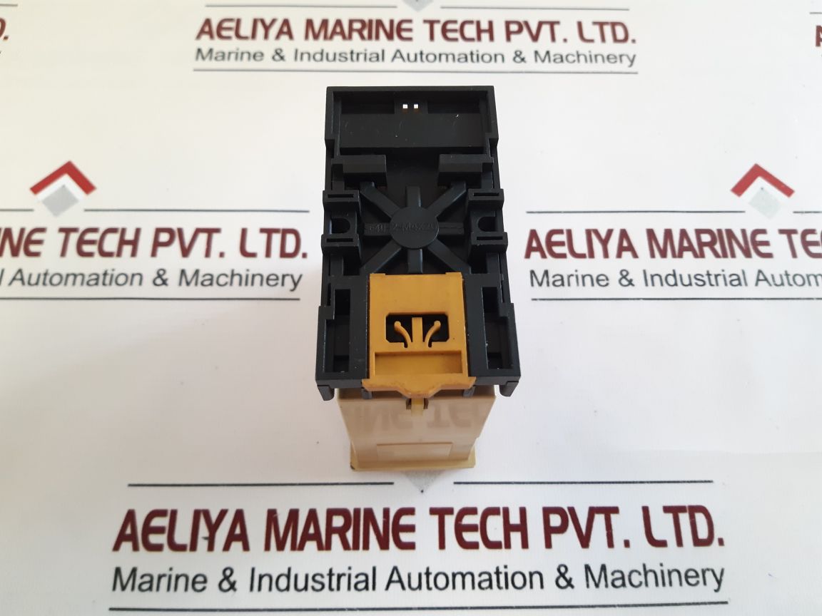 Omron Se-sp1N Motor Relay 250V 7.5A