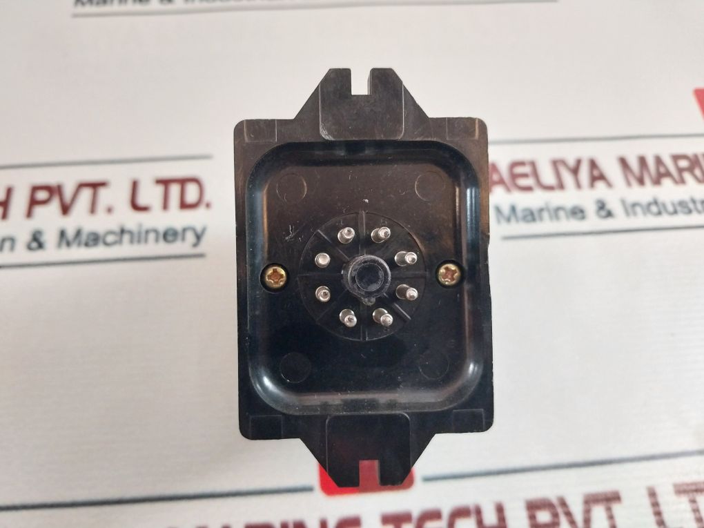 Omron Stp-nmr Subminy Timer 0-180 Minutes 60Hz 0-210 Minutes 50Hz