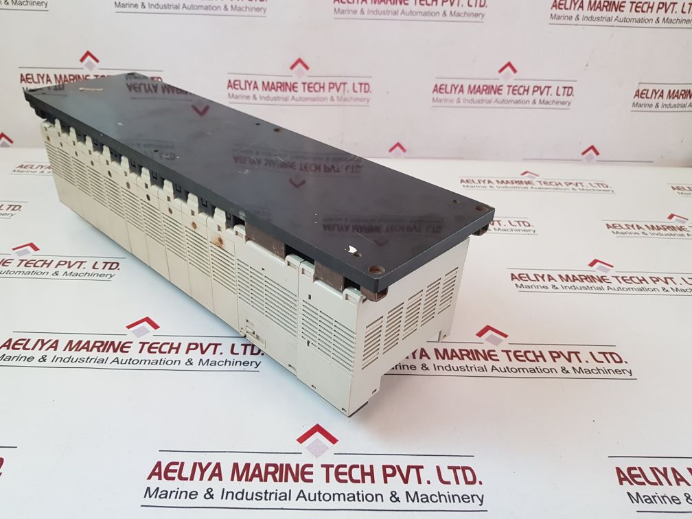 Omron C200Hx Cpu44-z,Pd024,Lk201,Id215,Od215,Oc225 Programmable Controller Rack