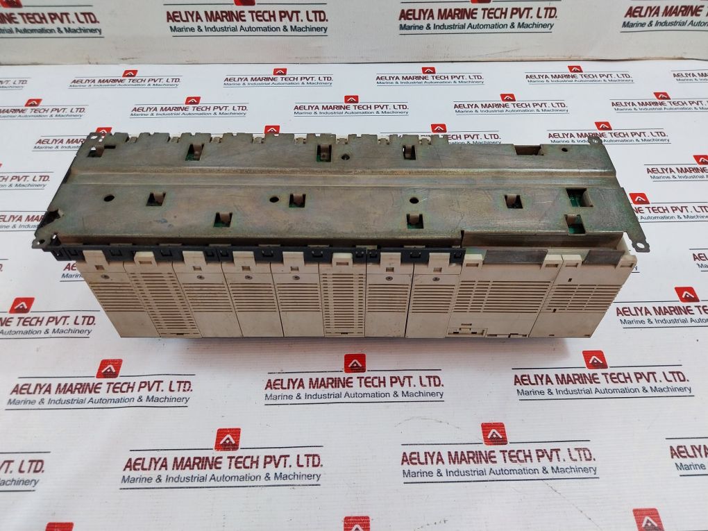 Omron Sysmac Cs1G Programmable Controller 200/240 V