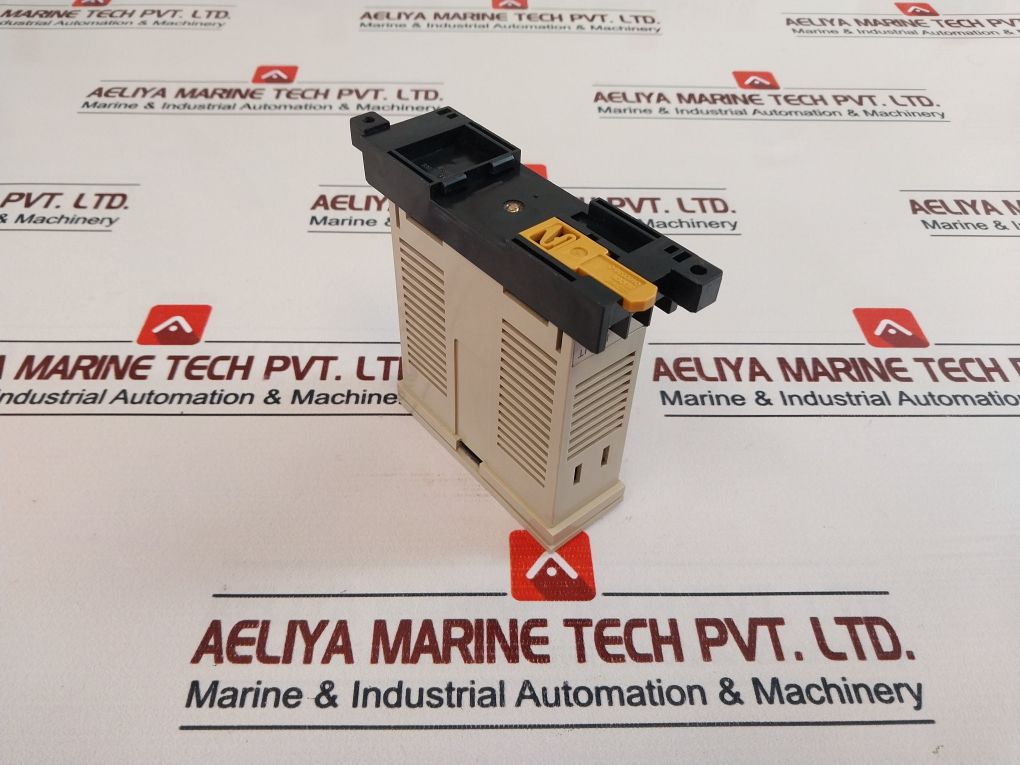 Omron Tateisi 3G2A3-id411 I/O Device Output Module 12-48V