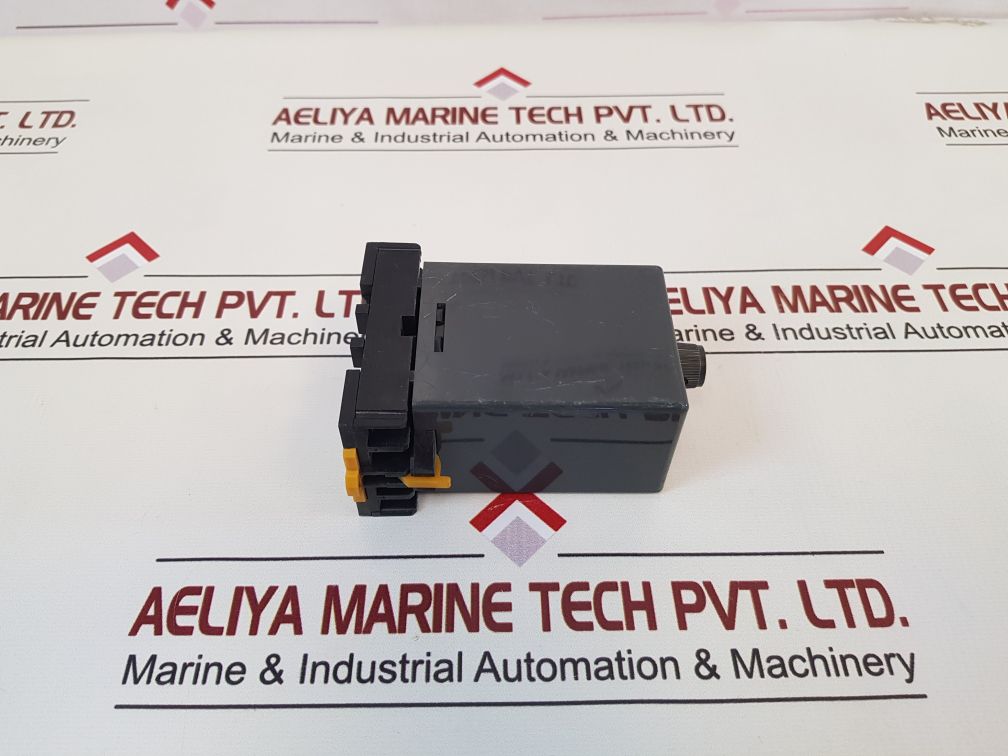 Omron Tds-44A223D Solid State Timer 0 To 60 Seconds