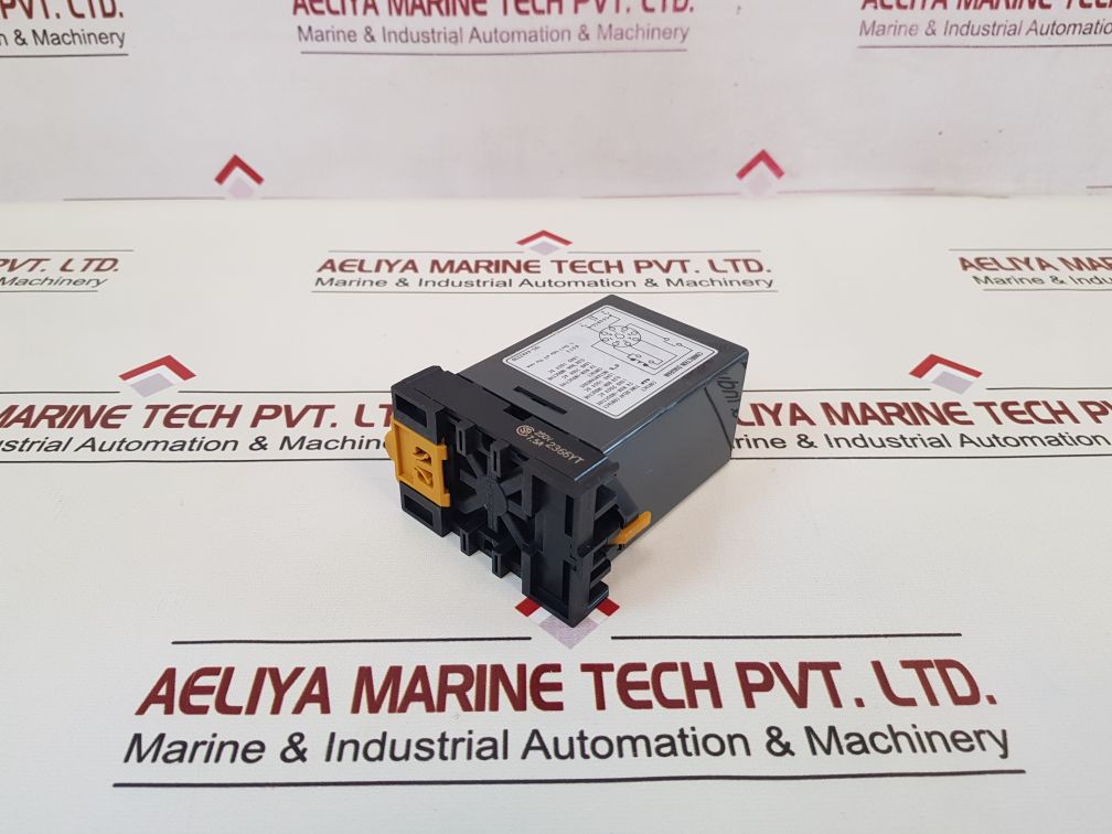 Omron Tds-44A223D Solid State Timer 0 To 60 Seconds