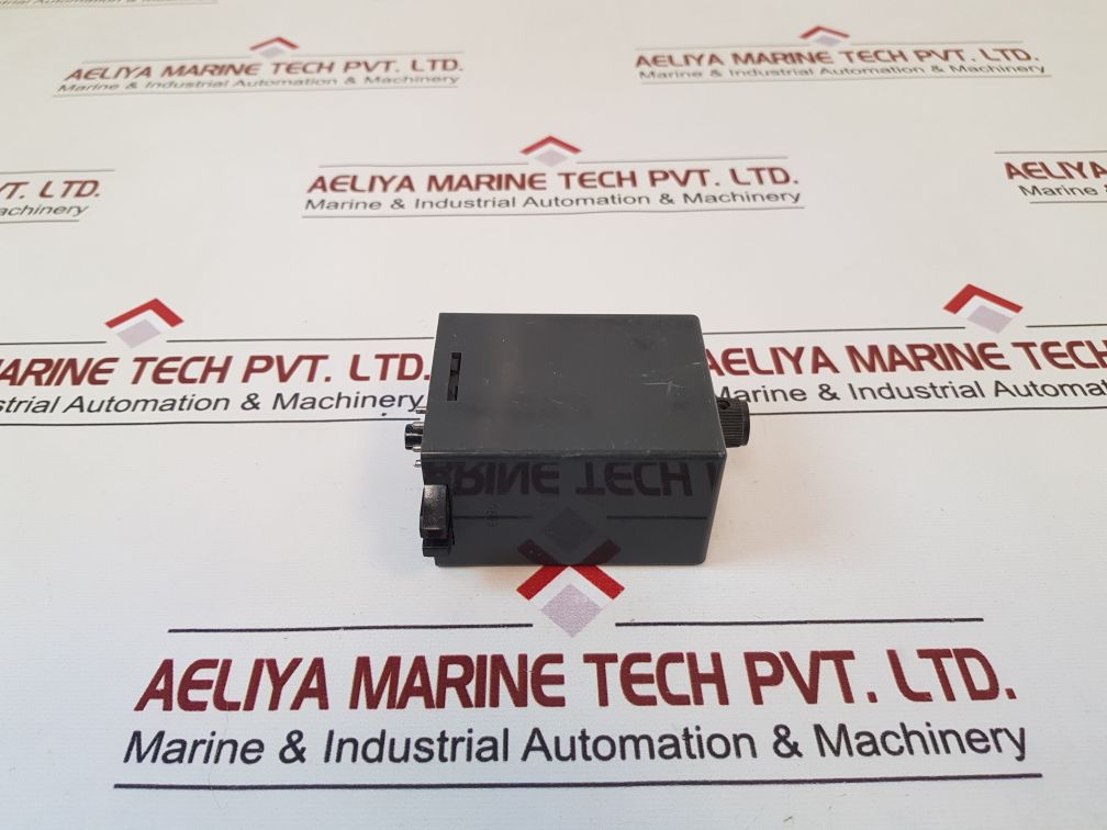 Omron Tds - 44A223E Solid State Timer