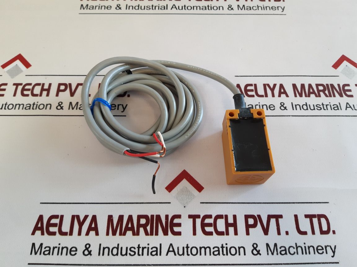 Omron Tl-n10Me2 Proximity Switch