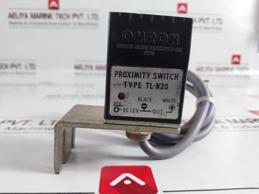 Omron Tl-n20 Proximity Switch Dv12V