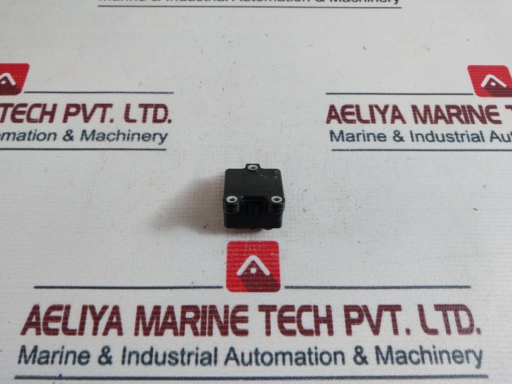 Omron W-10Fb3 Limit Switch