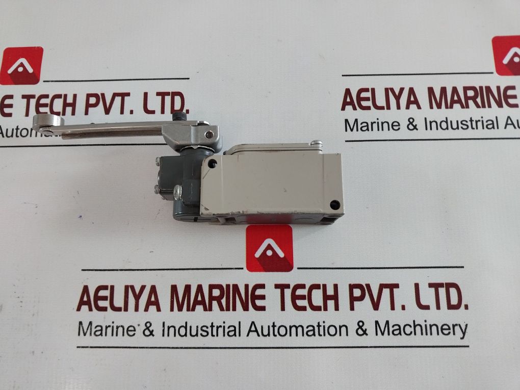 Omron Wlca12-2N Limit Switch