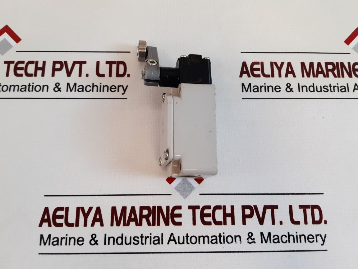 Omron Wlca2-2 Limit Switch Free Shipping By Express