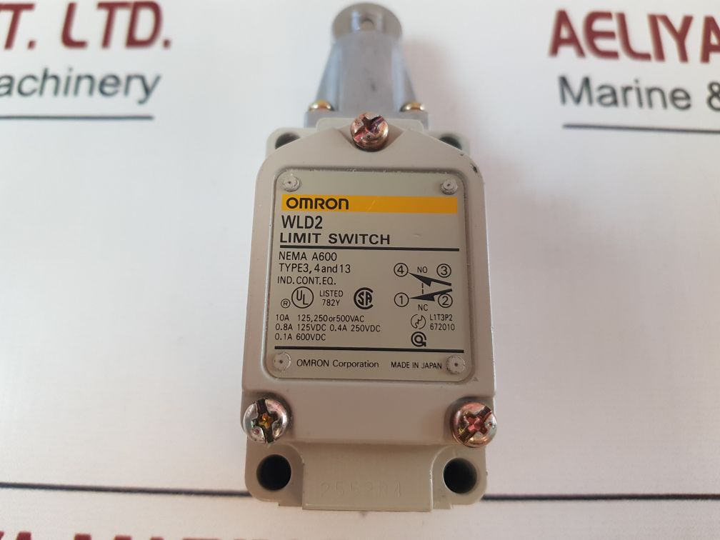 Omron Wld2 Limit Switch 0.1A 600Vdc
