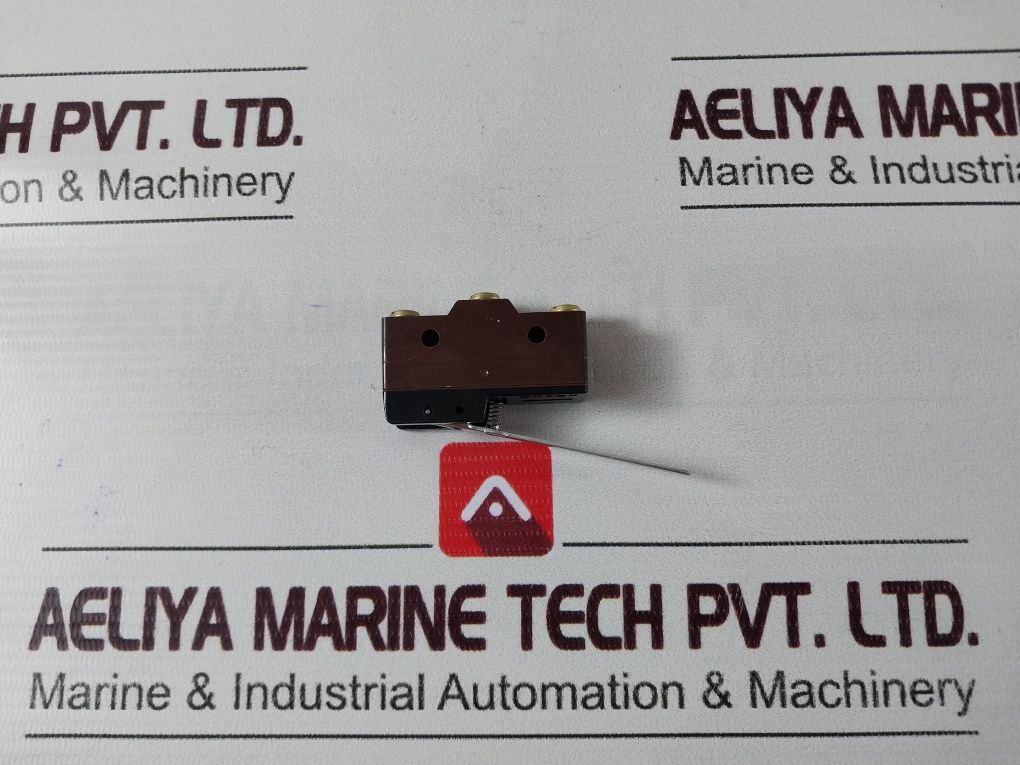 Omron X-5Gw55-b30 Micro Switch