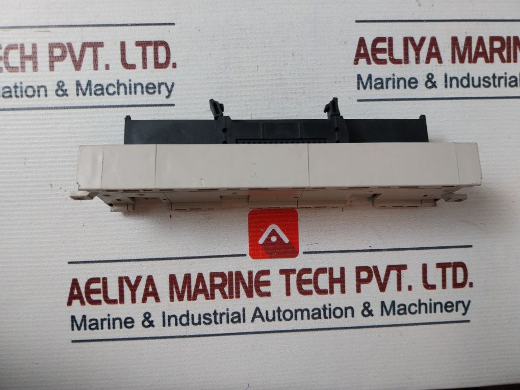 Omron Xw2B-34G5 Contact Terminal Board