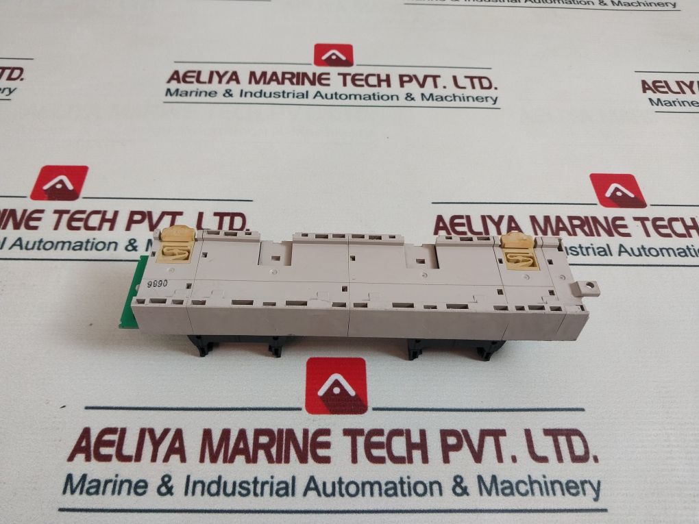 Omron Xw2B-40G5-t Interface Module Terminal Block