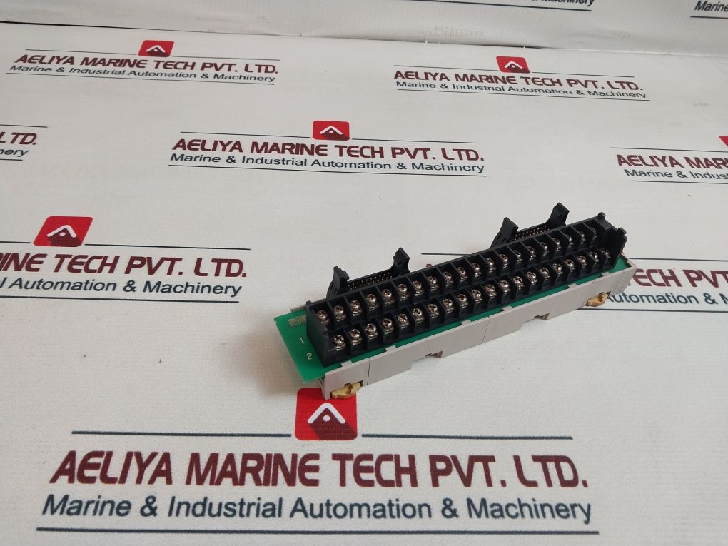 Omron Xw2B-40G5-t Interface Module Terminal Block