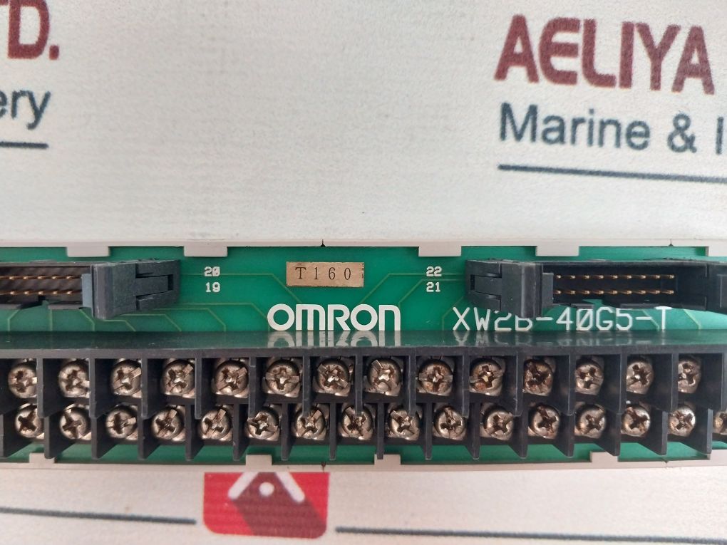 Omron Xw2B-40G5-t Interface Module Terminal Block