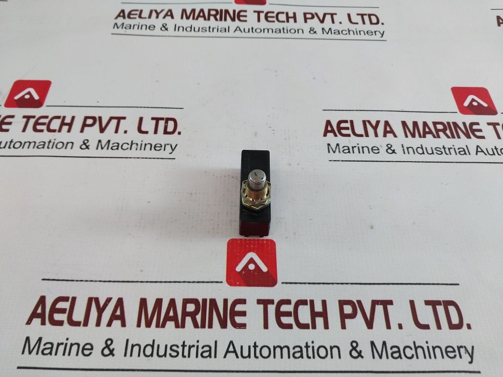 Omron Z-15Gq Limit/Snap Switch Z4G1P05A 675008