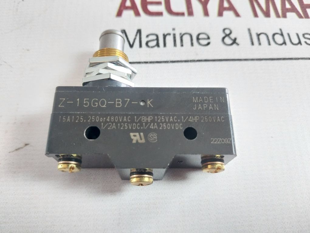 Omron/Doyon Z-15Gq-b7-k Microswitch