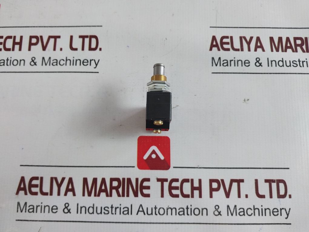 Omron/Doyon Z-15Gq-b7-k Microswitch