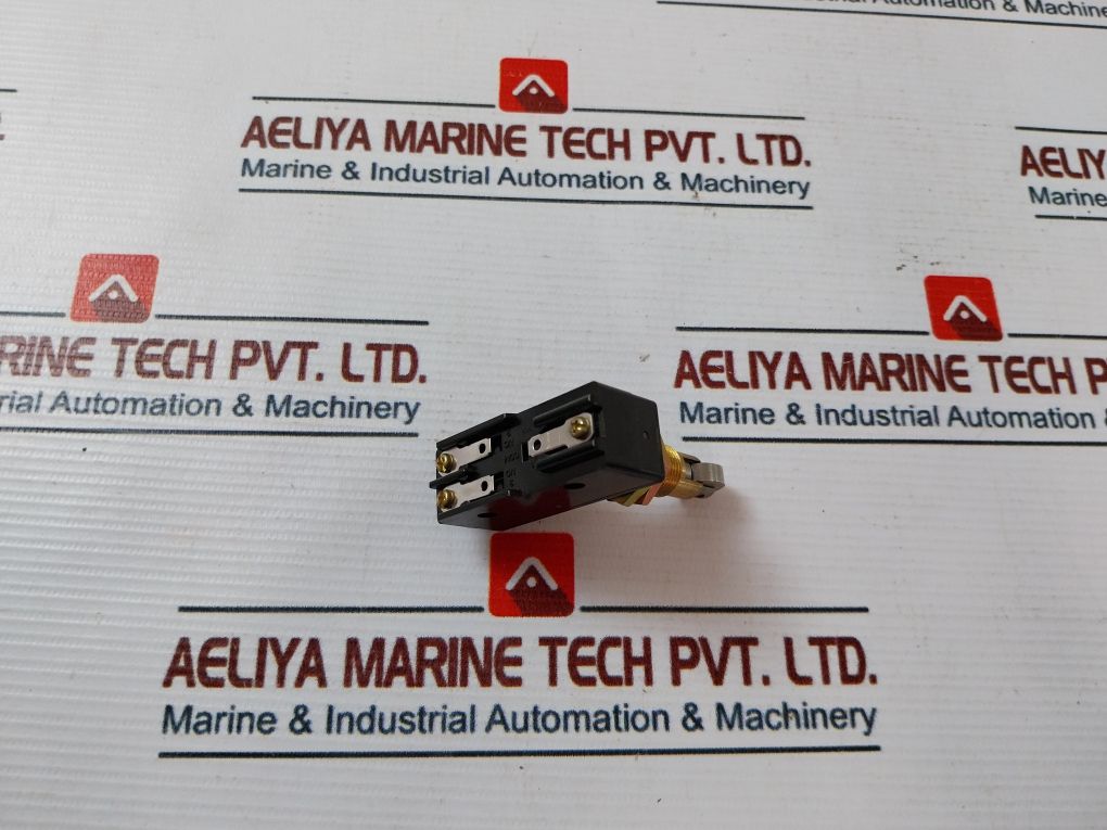 Omron Z-15Gq22 Limit Switch 15A 250V~