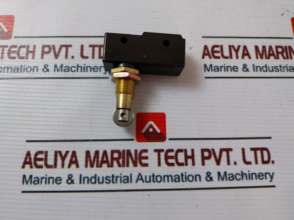 Omron Z-15Gq22 Limit Switch 15A 250V~