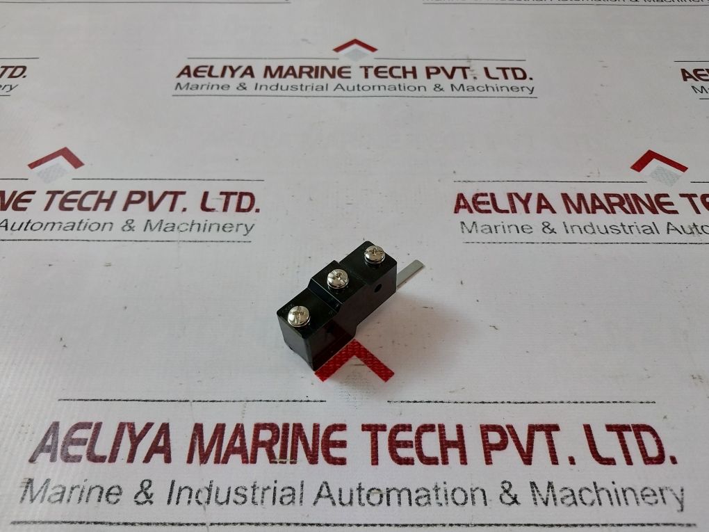 Lot Of 2X Omron Z-15Gw-b Micro Switch