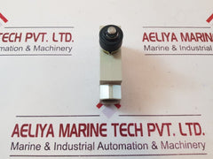 Omron Ze-n-2S Limit Switch
