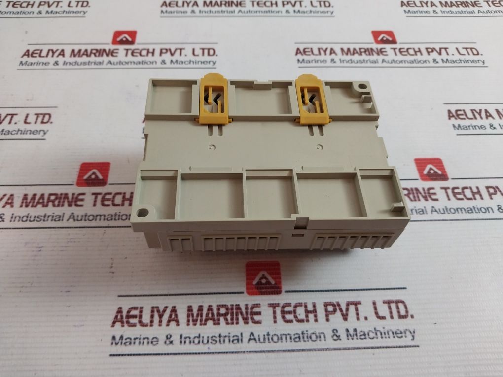 Omron Zen-20C1Ar-a-v2 Programmable Relay Cpu Unit 100-240 Vac